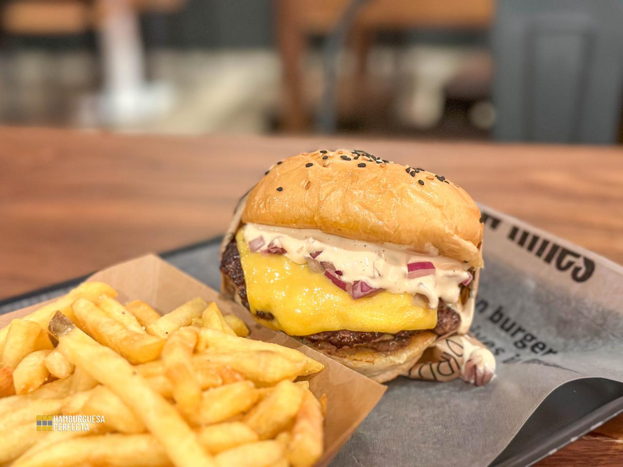Golden Burger La Birra Bar