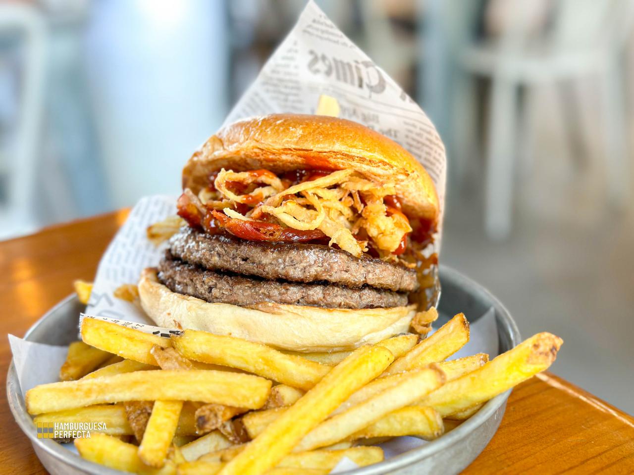 Hamburguesa Doble Bacon Smash and Roll